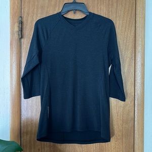 Sz M black Specialized MTB jersey 3/4 sleeves